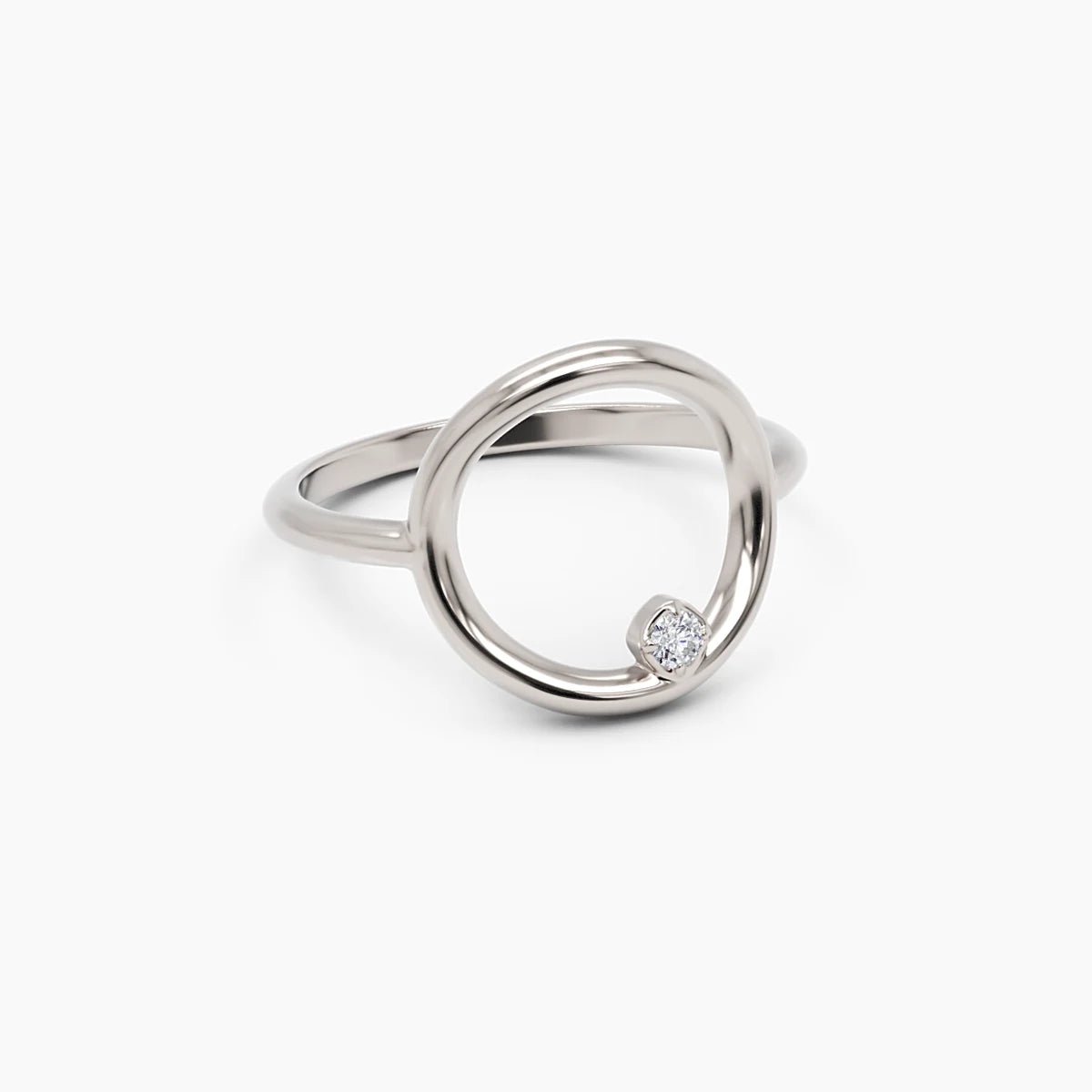 Gold Circle Diamond Ring - Narcissus