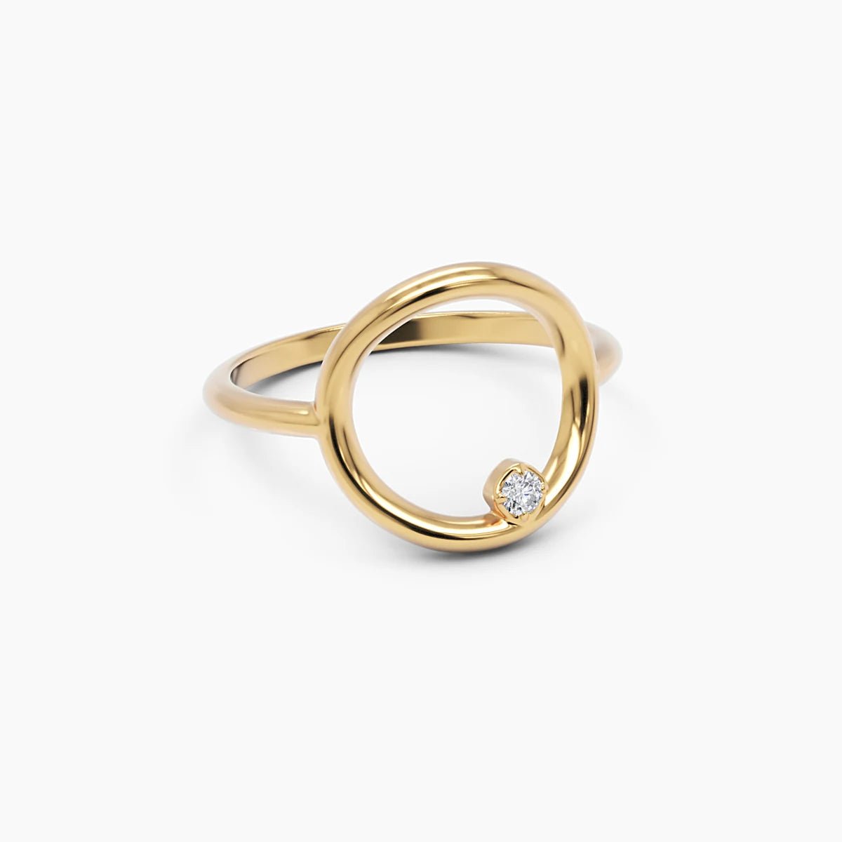 Gold Circle Diamond Ring - Narcissus