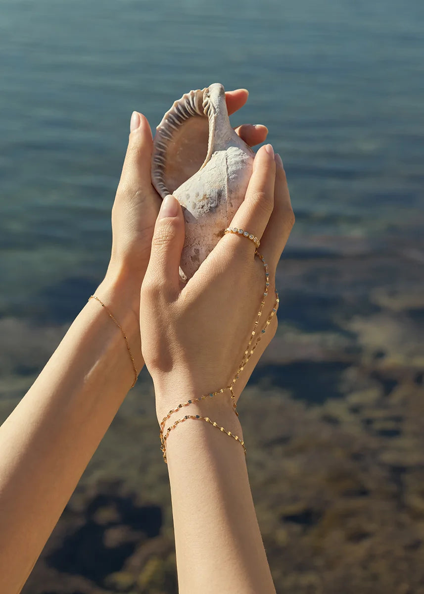 Handketten-Diamantarmband in Gelbgold