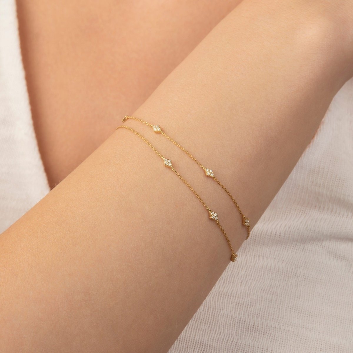 Two - Sided Diamond Station Bracelet - Narcissus