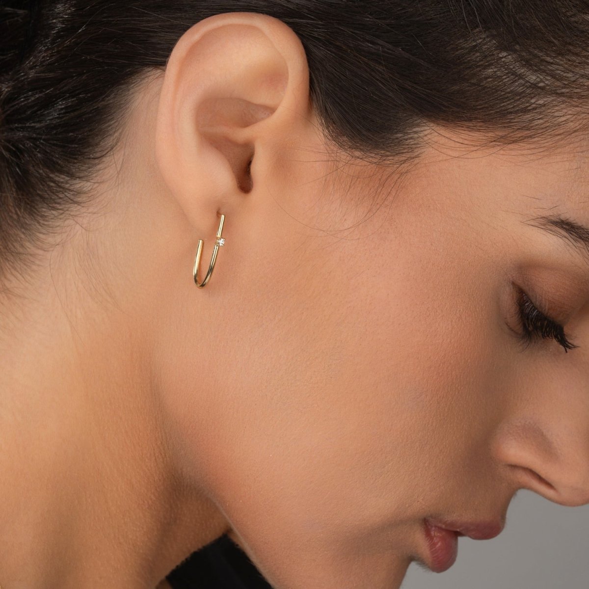 Long Hoop Earrings with Diamond - Narcissus