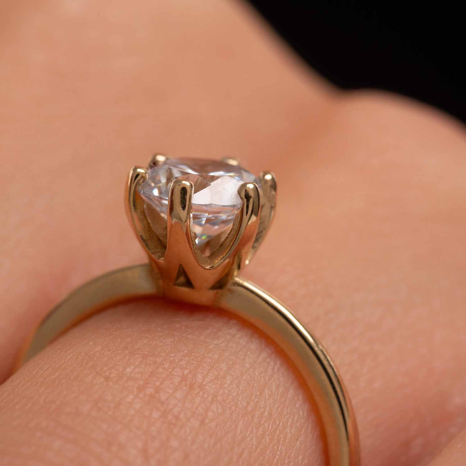 Diamond Crown - Set Engagement Ring - Narcissus