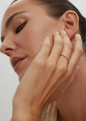 Scattered Diamond Ring - White Gold