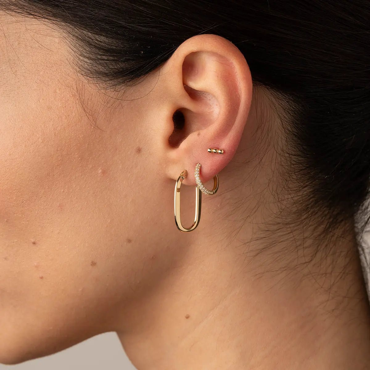 Elongated Oval Hoop Earrings (pair) - Narcissus
