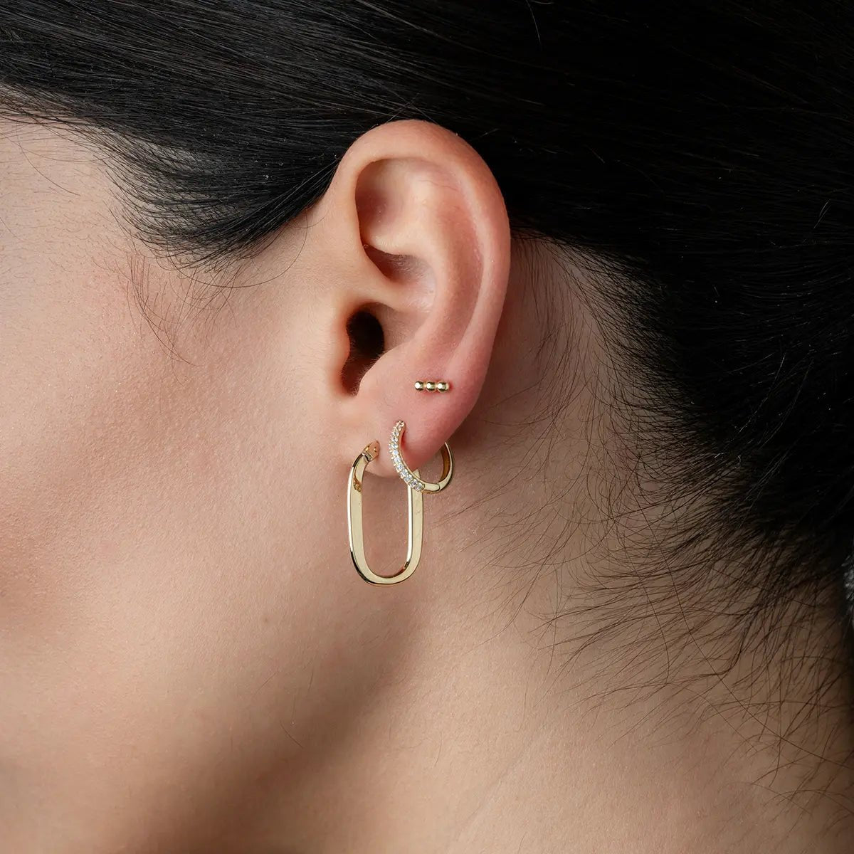 Elongated Oval Hoop Earrings (pair) - Narcissus