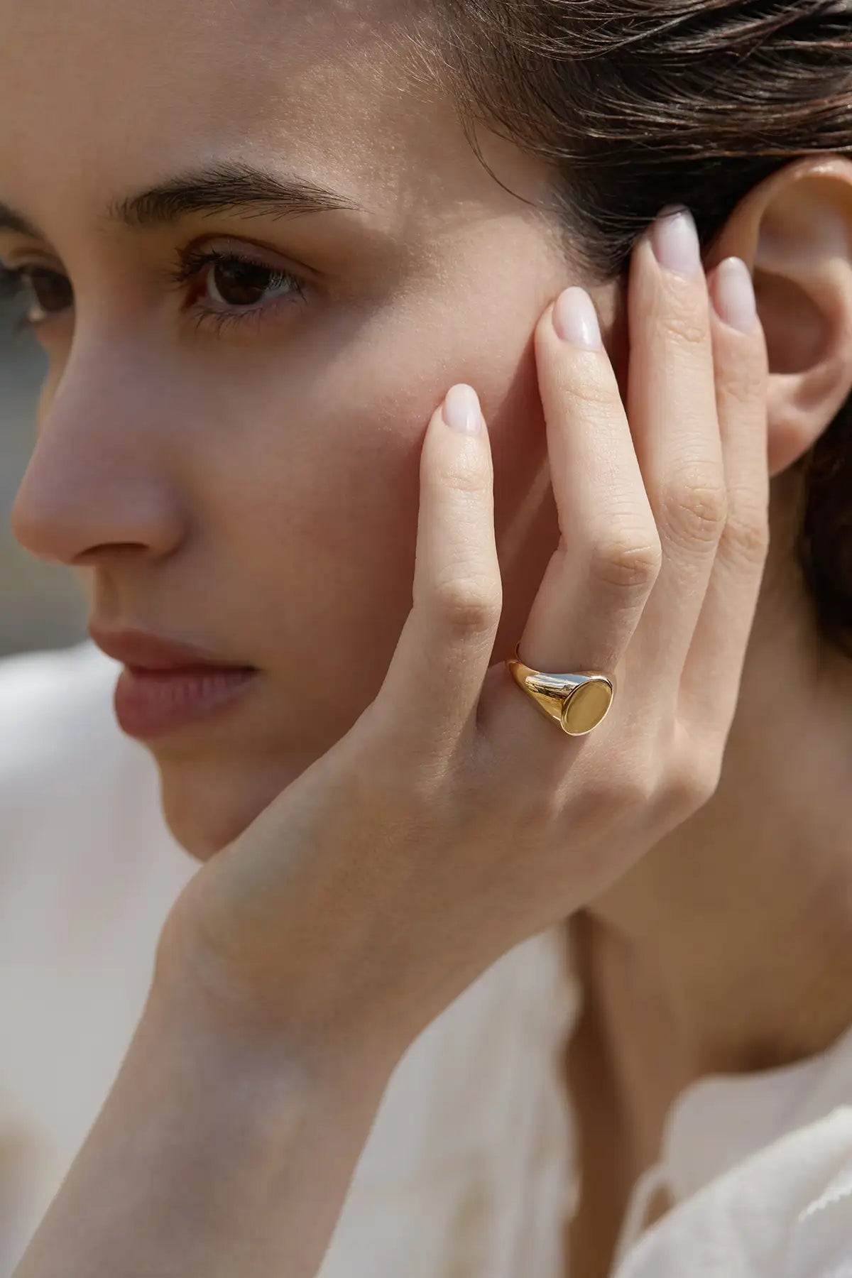Echo Oval Signet Ring - Rose Gold