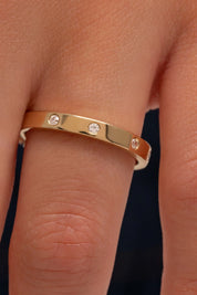 Diamond Dot Ring - White Gold