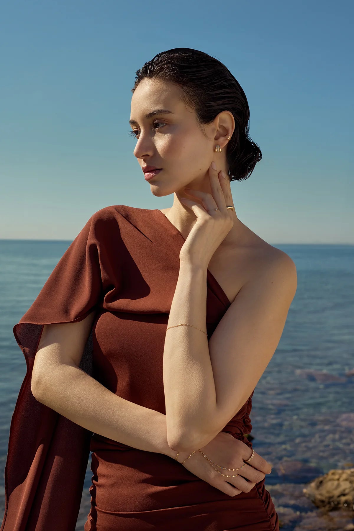 Aeno Gold Ear Cuff