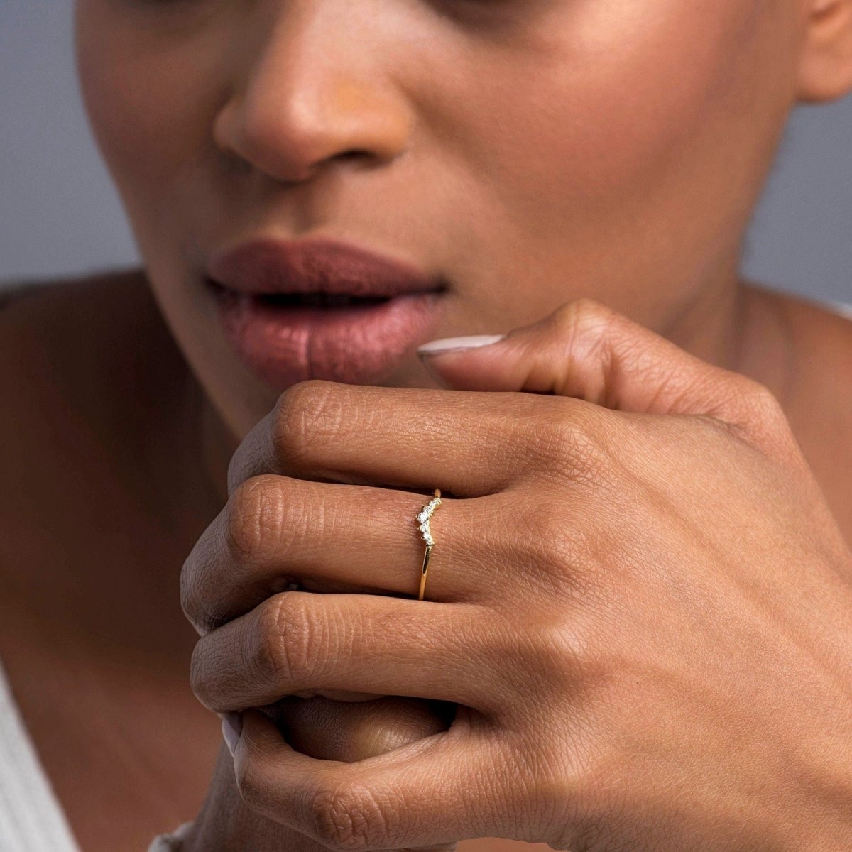 Seven Stone Diamond Ring - Narcissus