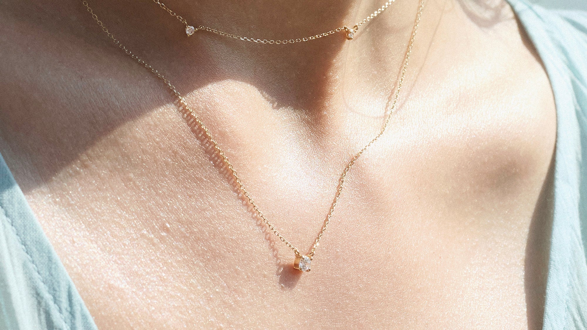 The Floating Diamond Necklace: Held by Nothing