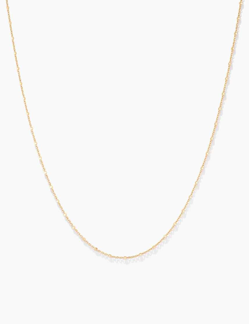 3_ENEA_BeadChainNecklace_OnModel_PDP.webp