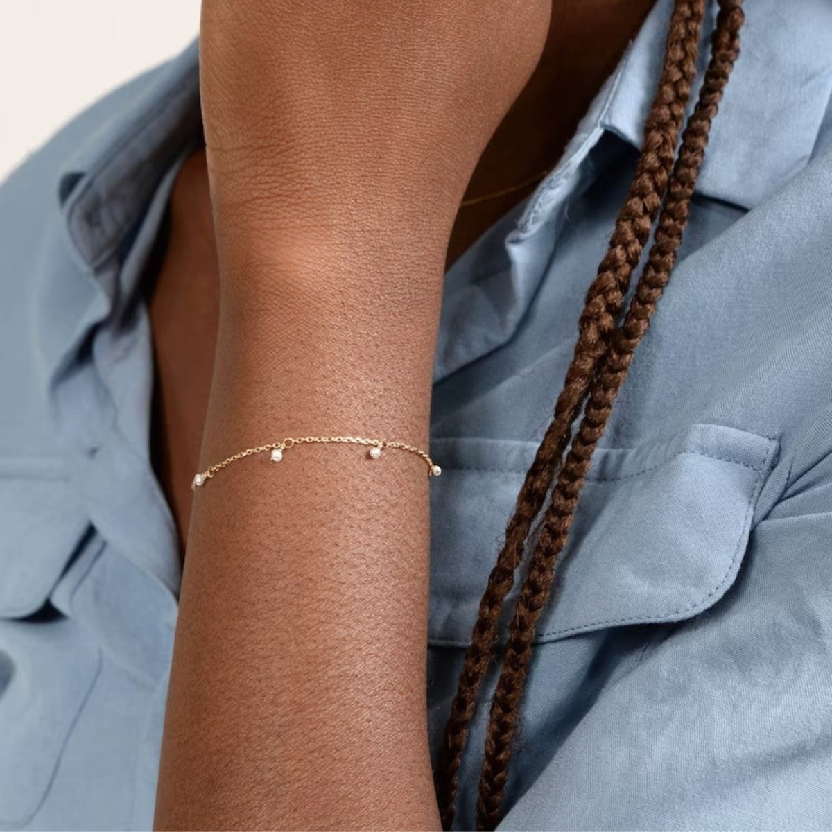 Tiny Hanging Pearls Bracelet in White Gold - Enea Studio