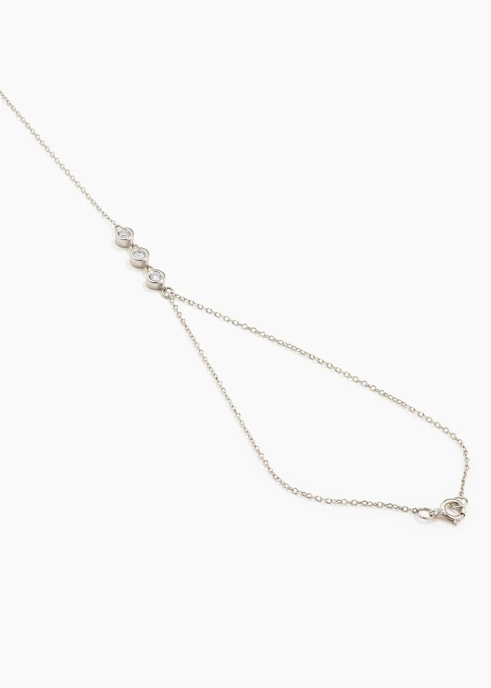 Lien Bezel Diamond Hand Chain - White Gold
