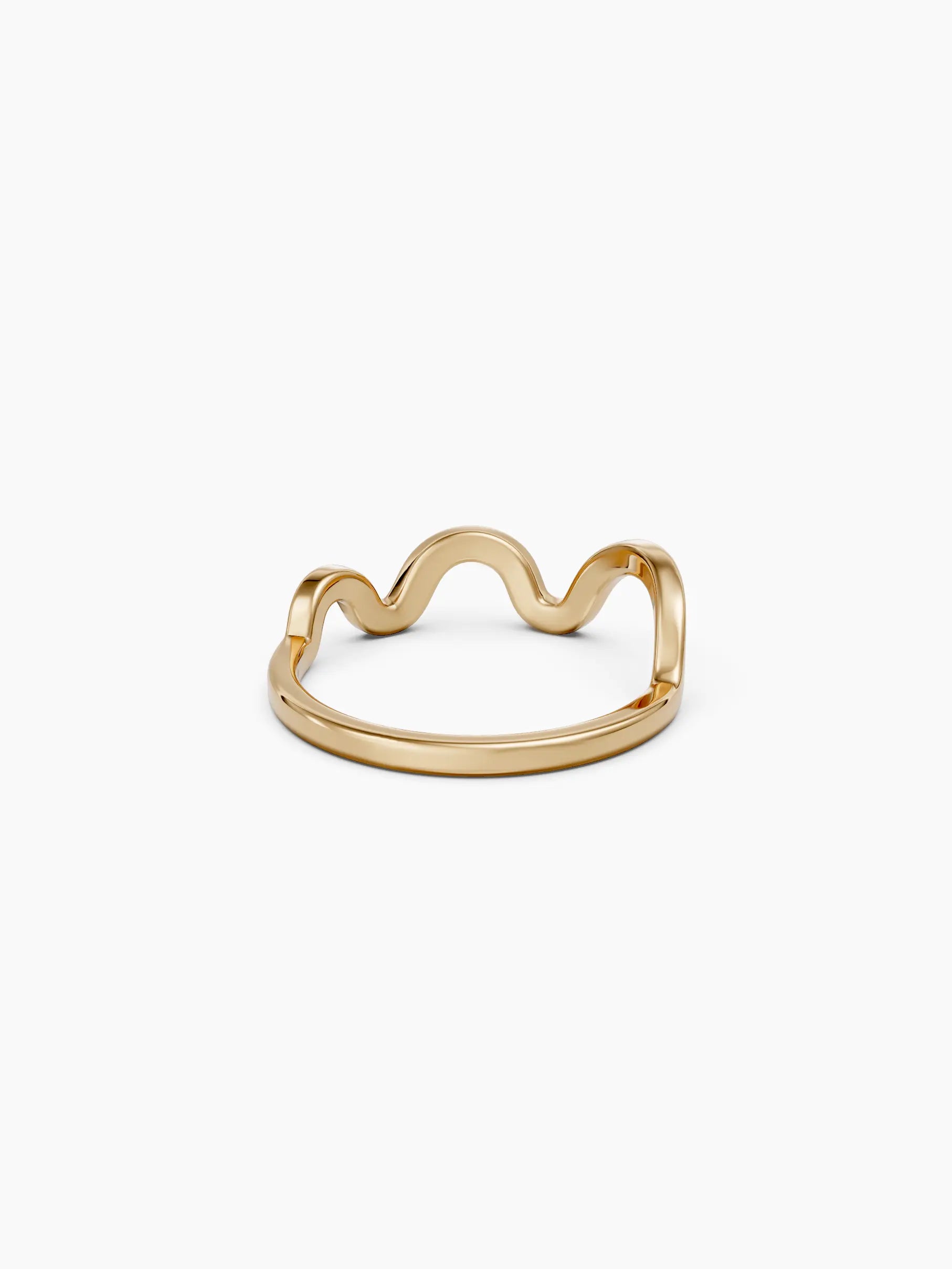 Back view of the yellow gold Kyma Rhythm band ring with a sculptural wavy design on a white background. Enea Studio