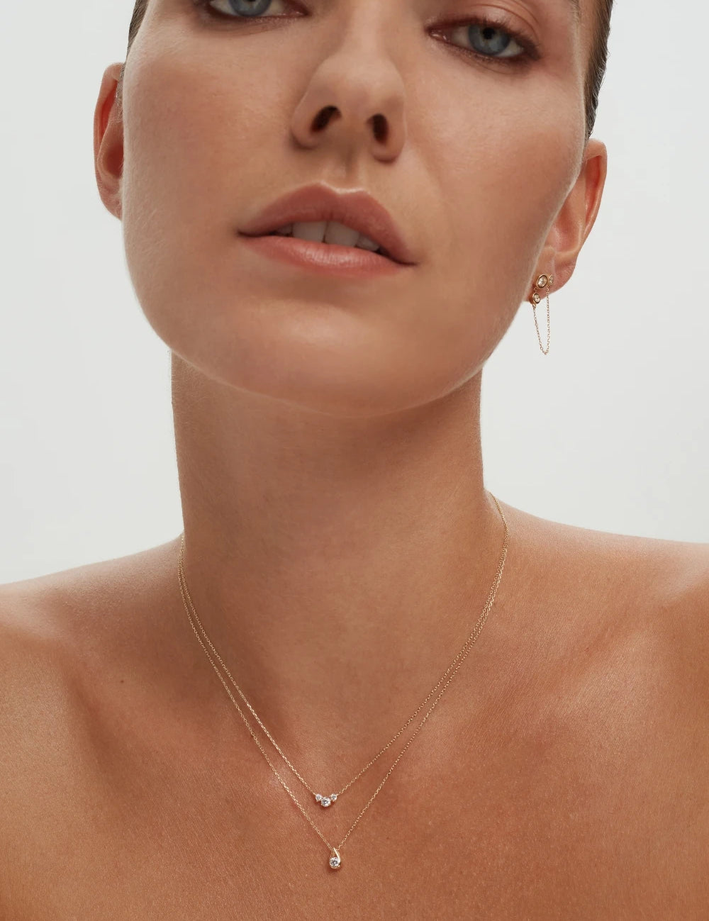 ENEA_TrioDiamondNecklace_OnModel_PDP1.webp