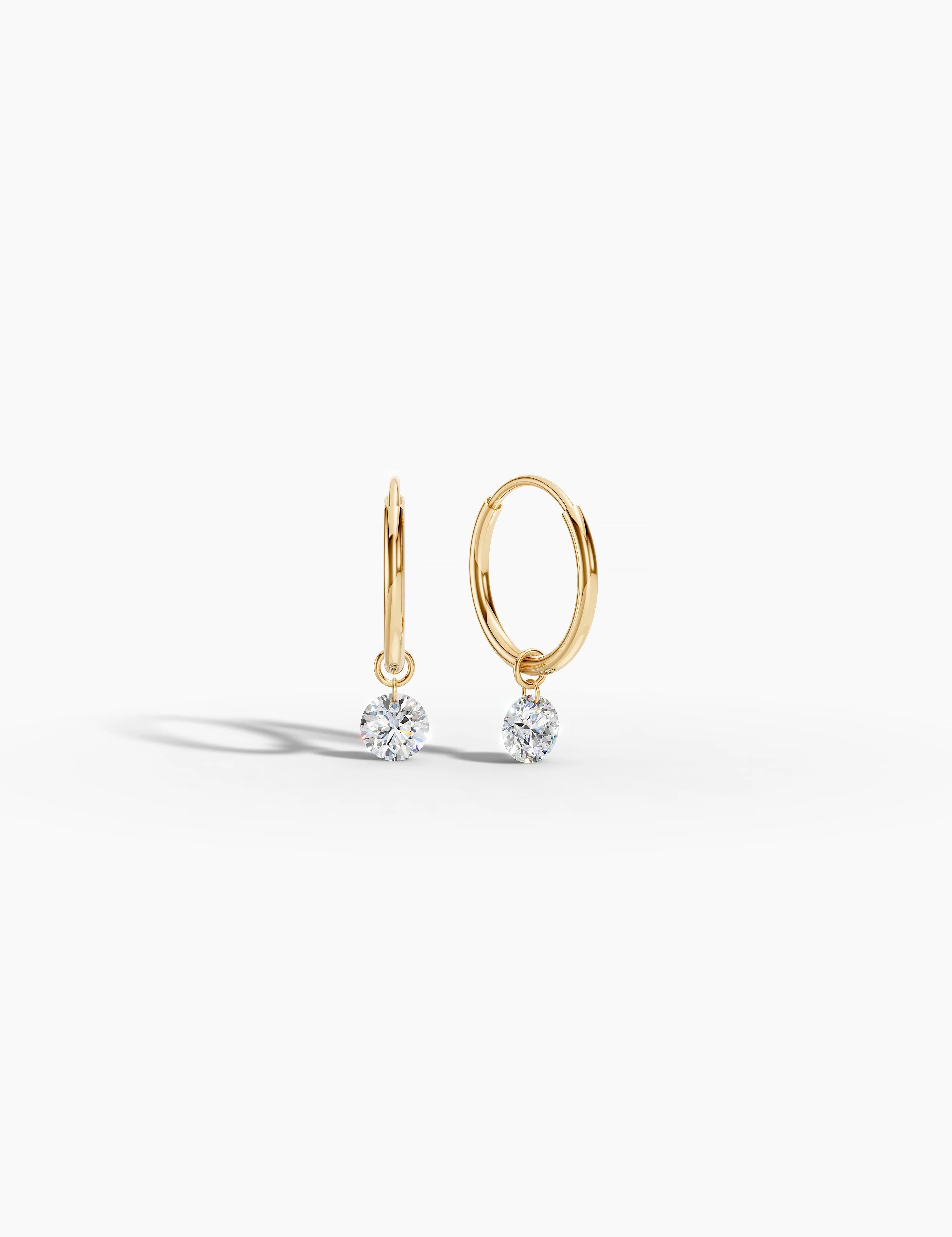 Enea_GoldHoopEarrings_YG_FrontAngledView_PDP_01.webp