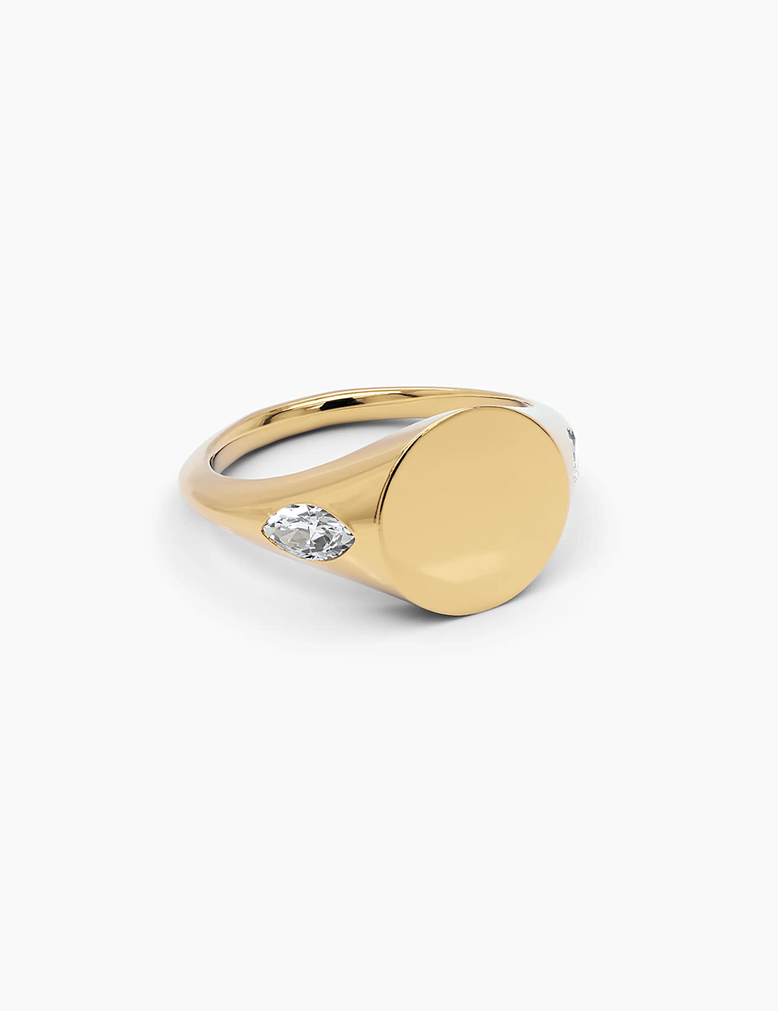 Enea_New_MarquiseSignetRing_PDP_FrontAngledView.webp