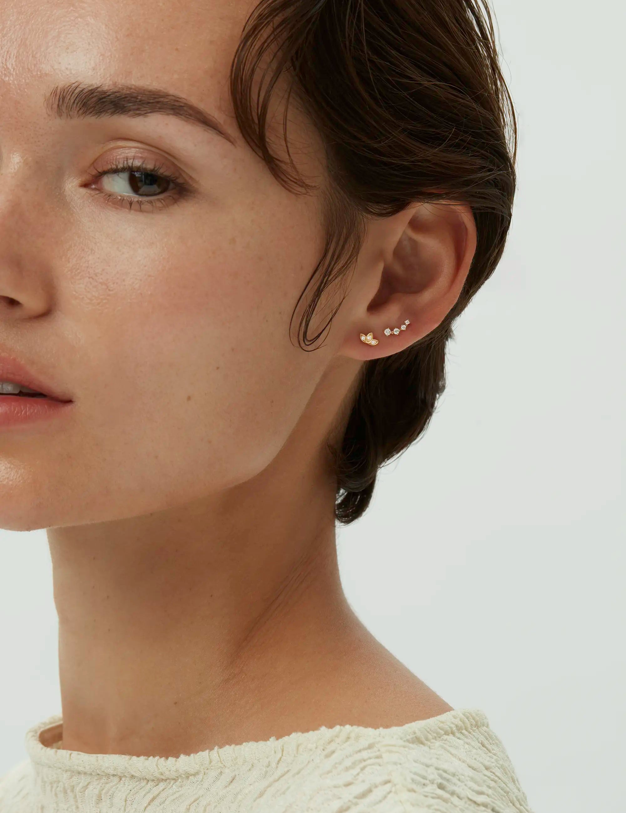 Enea_YG_AnthosEarrings_OnModel_PDP_3.webp