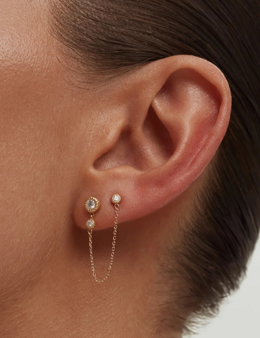 NEA_Trio_Diamond_Chain_Stud_PDP_OnModel2.webp