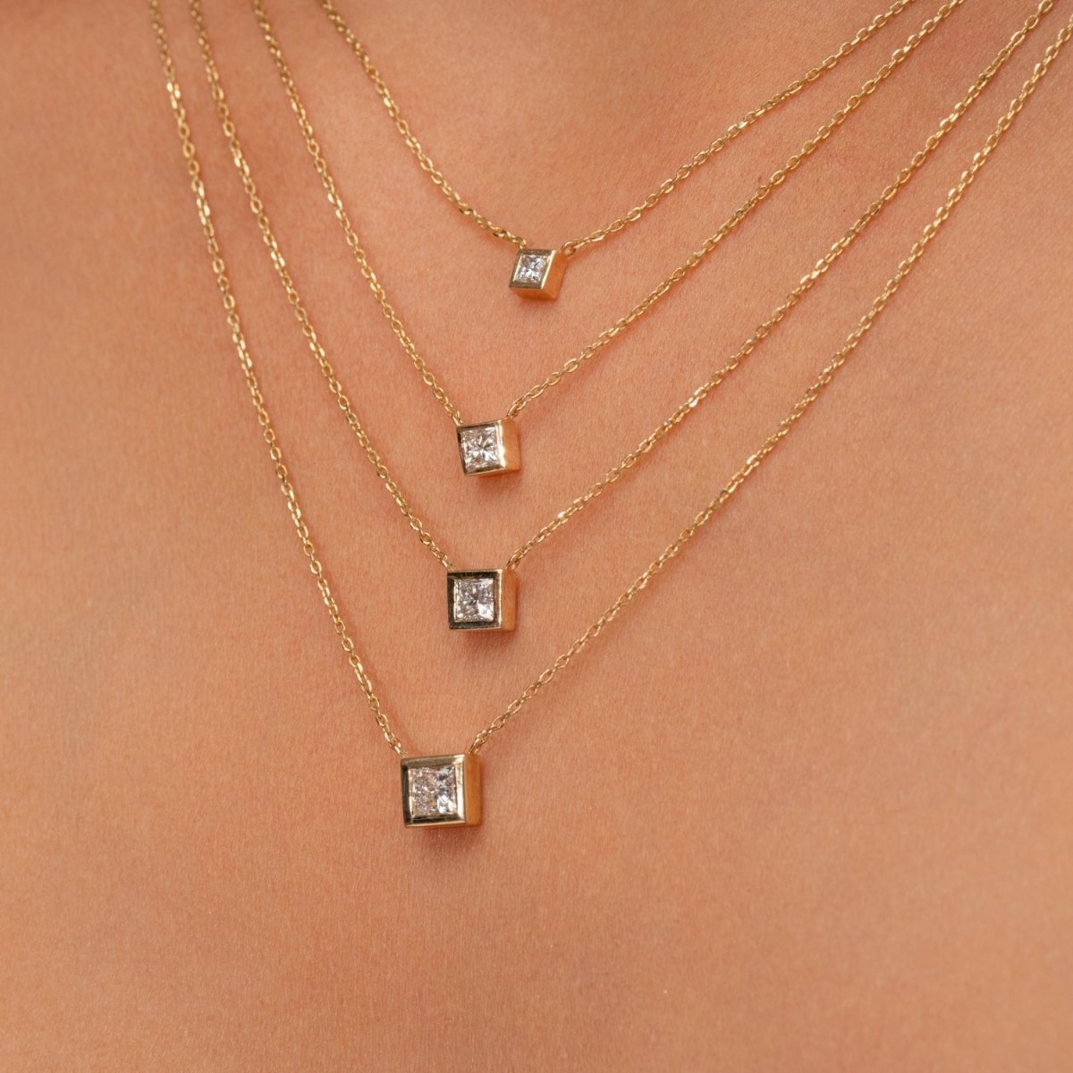 Princess Cut Bezel Diamond Necklace - Narcissus
