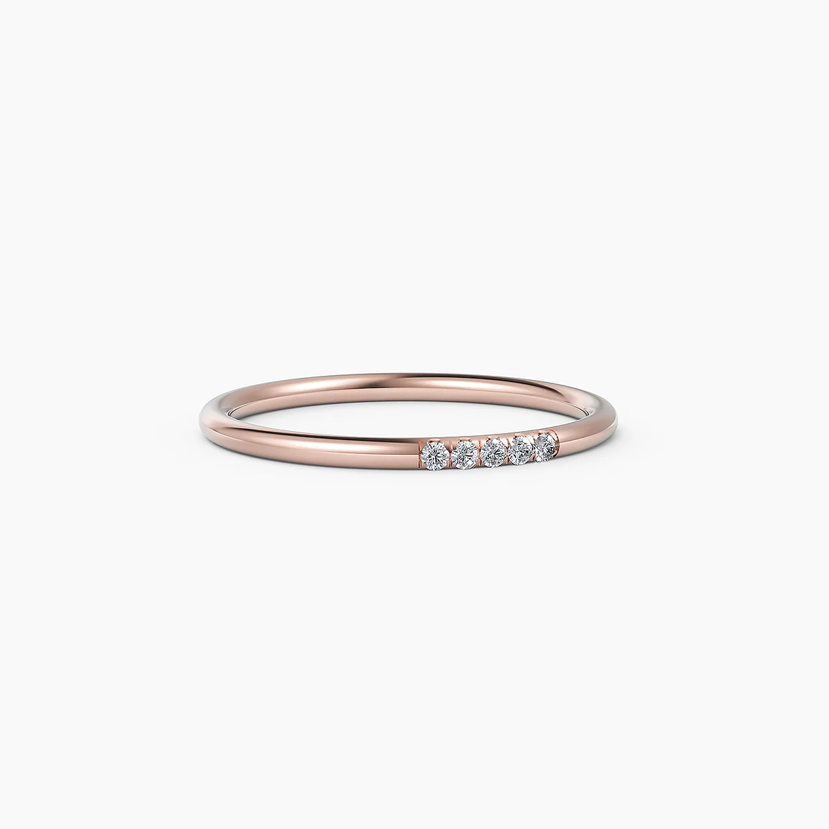 Ring mit fünf Diamanten in Weißgold