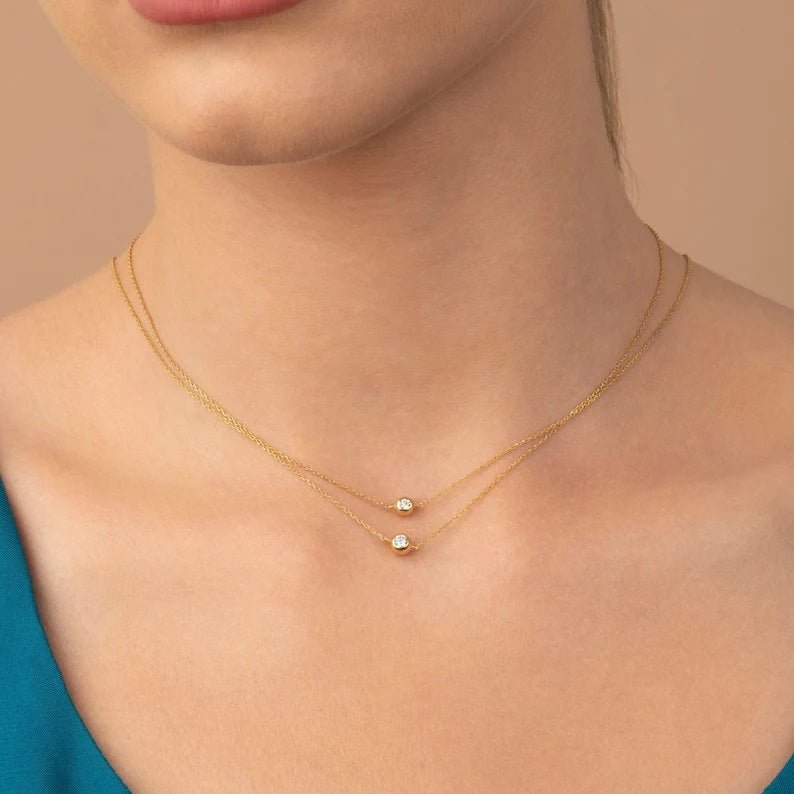 Two - Sided Diamond Solitaire Necklace - Narcissus