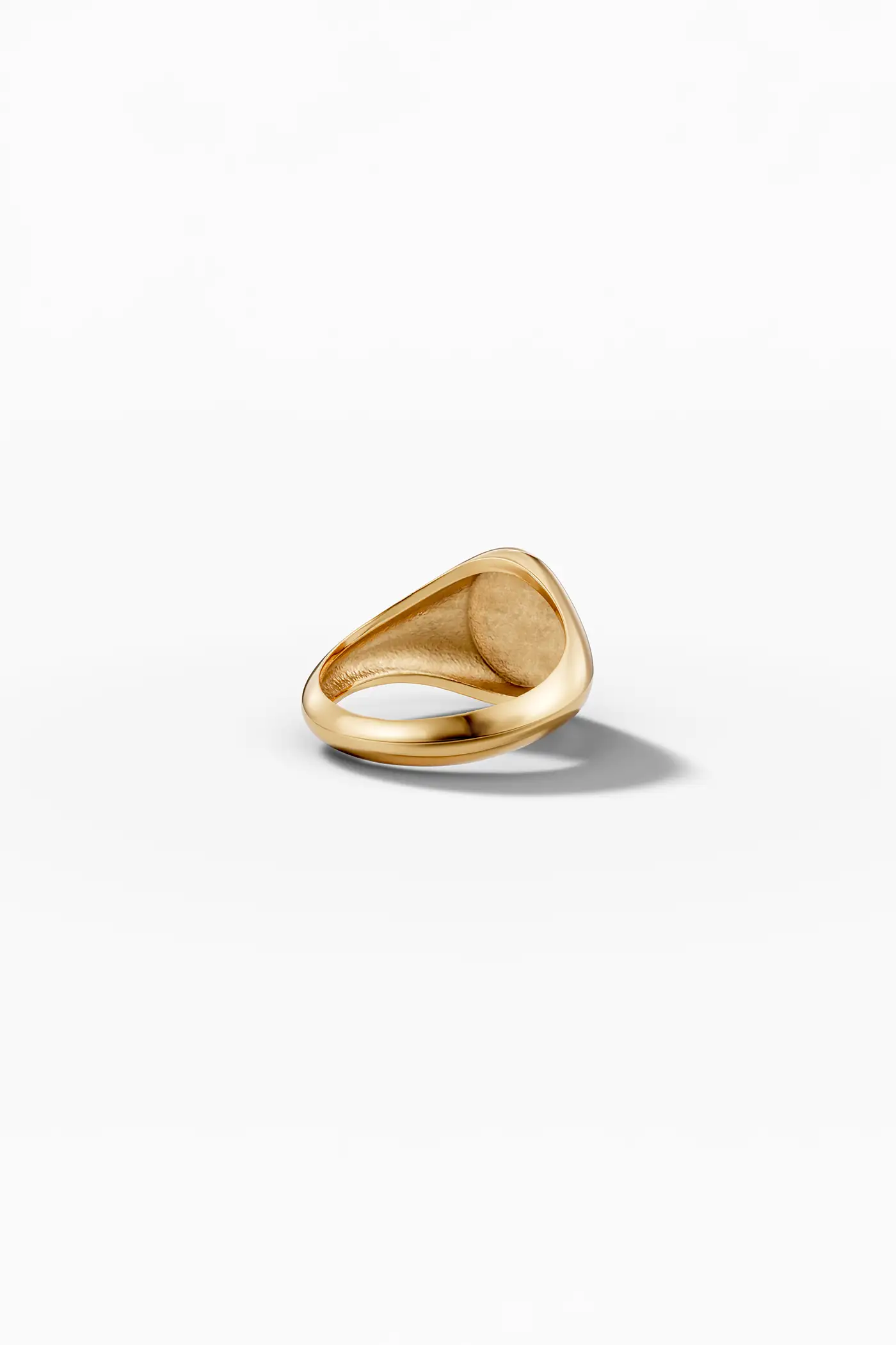 Echo Oval Signet Ring