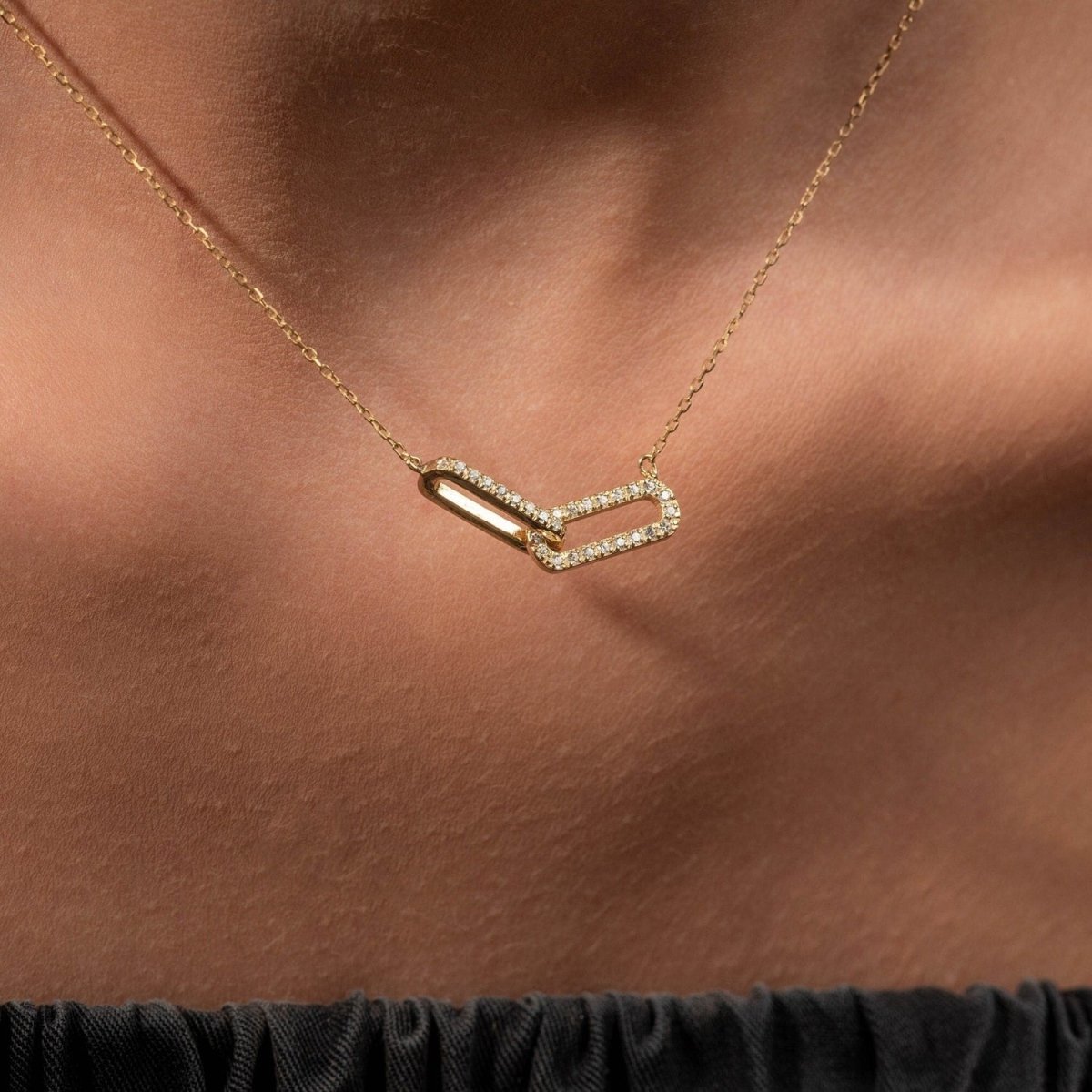 Infinity Interlinked Diamond Necklace - Narcissus