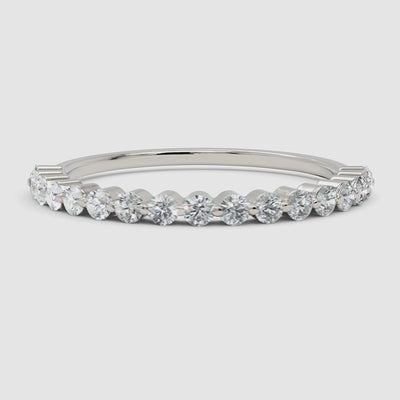 360 video showcasing the white gold diamond eternity band, capturing its light-reflecting brilliance and refined craftsmanship