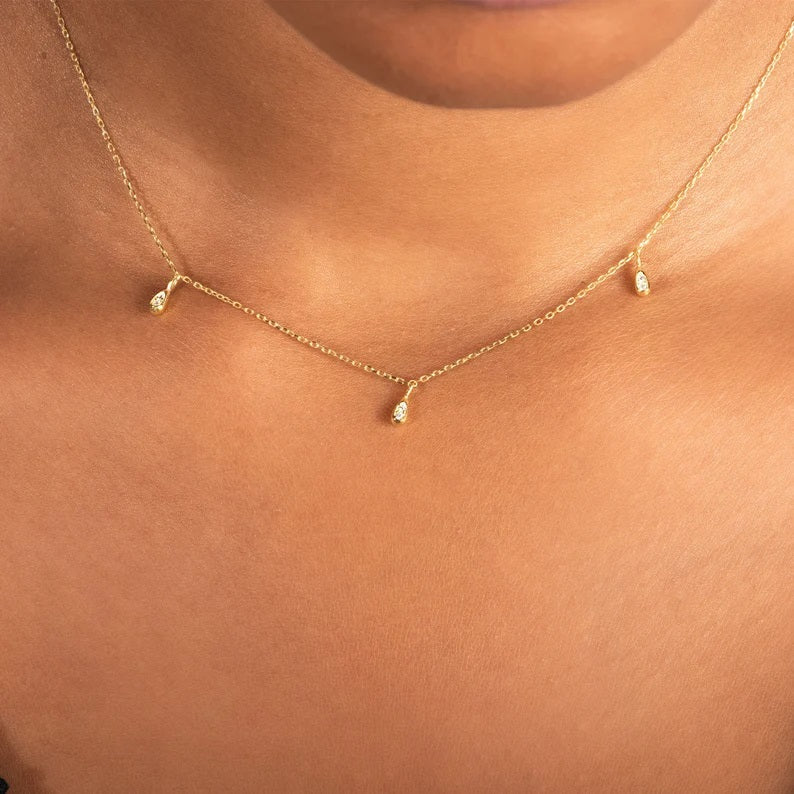 Diamond Droplet Station Necklace - Narcissus